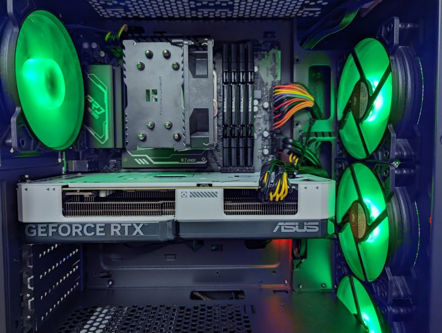 Compact system with GeForce Air cooled RGB lighting case PC